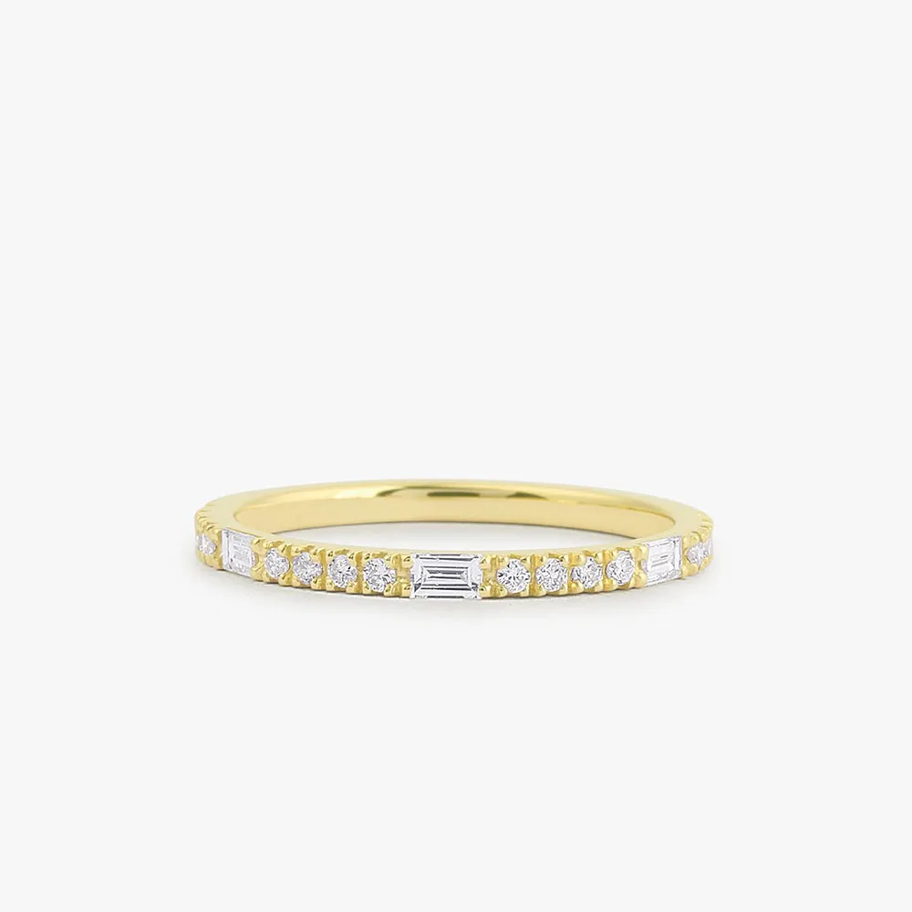 14K Gold Baguette and Round Cut Diamond Wedding Band