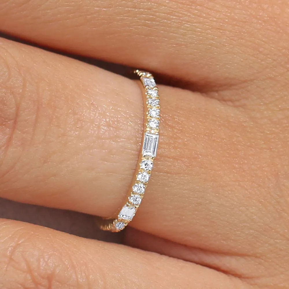 14K Gold Baguette and Round Cut Diamond Wedding Band