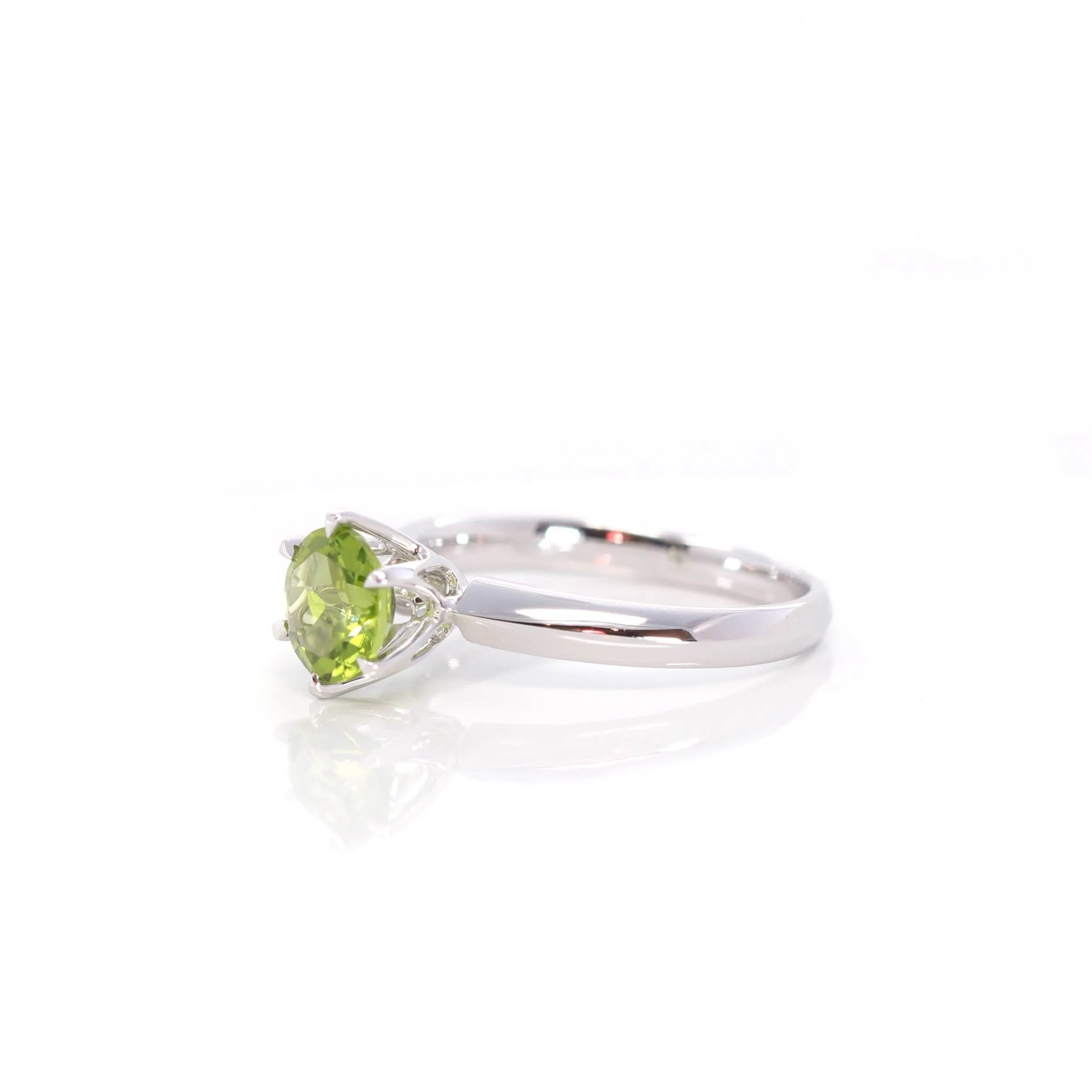 14k White Gold Peridot Ring