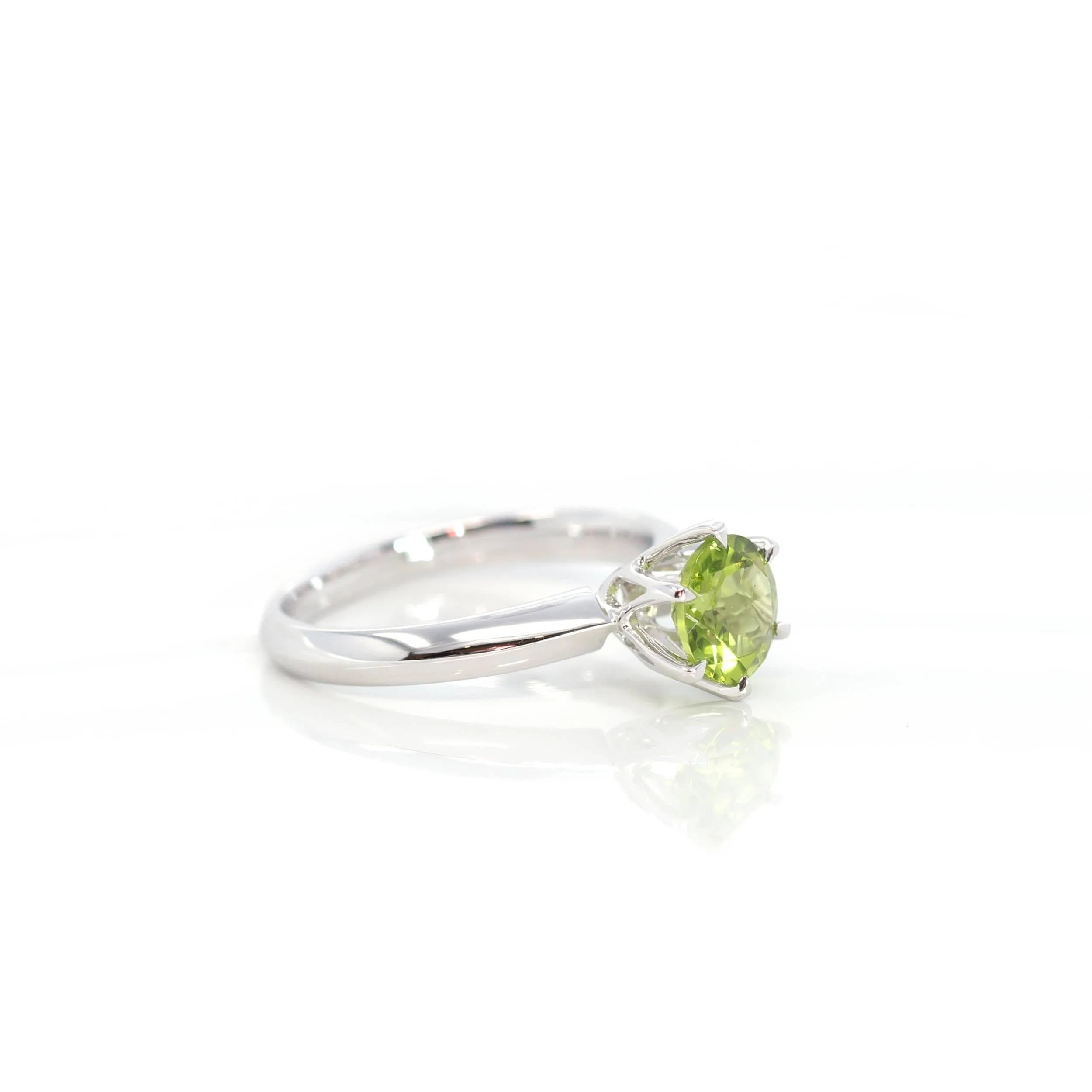 14k White Gold Peridot Ring