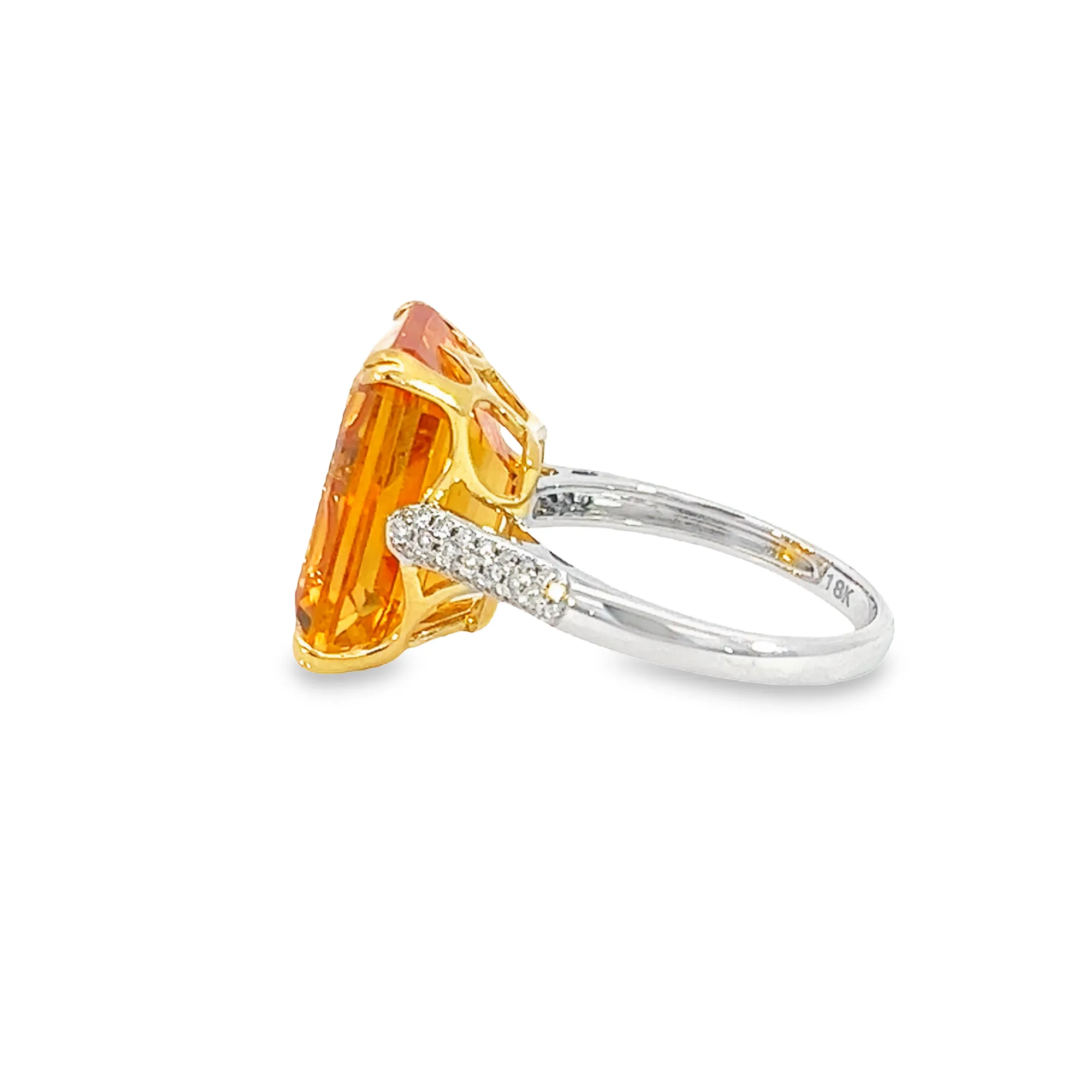18kt Yellow and White Gold Citrine 11.8ct and Diamond ring