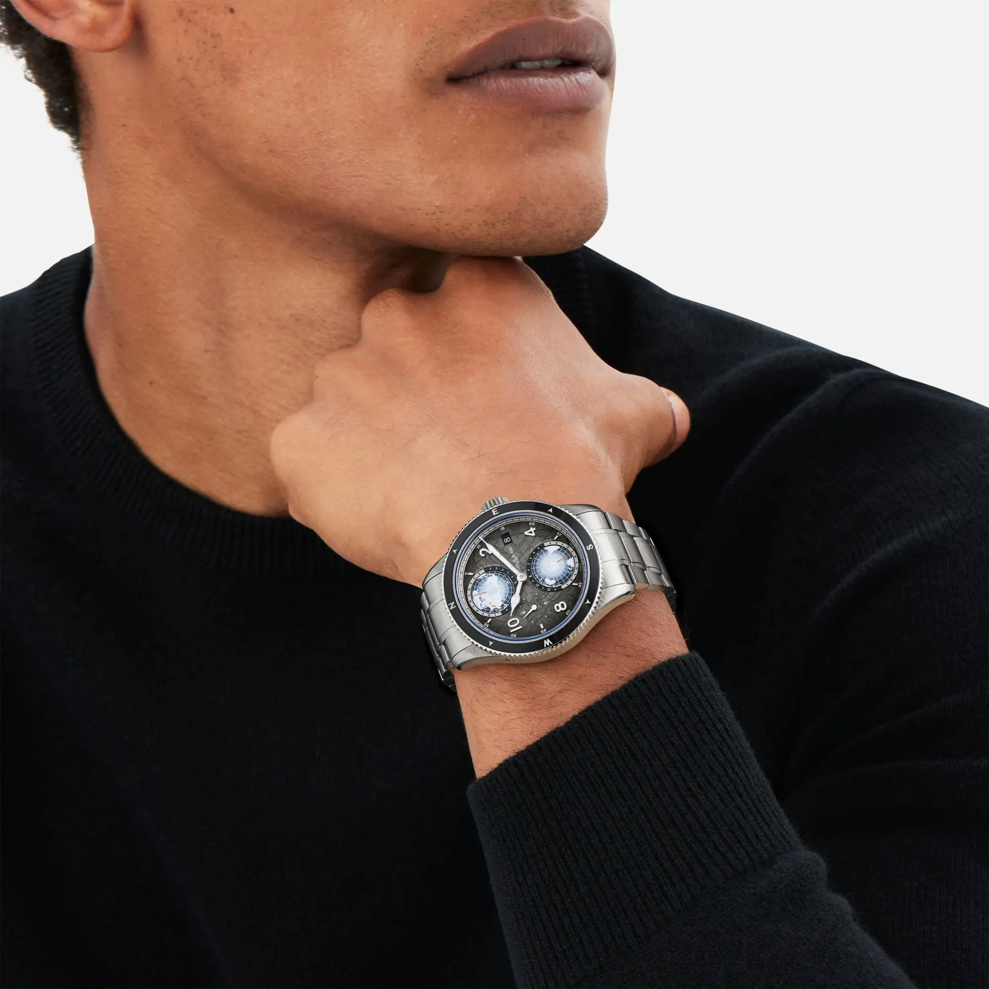 42MM MONTBLANC 1858 GEOSPHERE 0 OXYGEN THE 8000 WATCH WITH 2 GLOBE DIAL