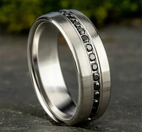7.5mm 950-Platinum Black Diamond Men’s Wedding Ring