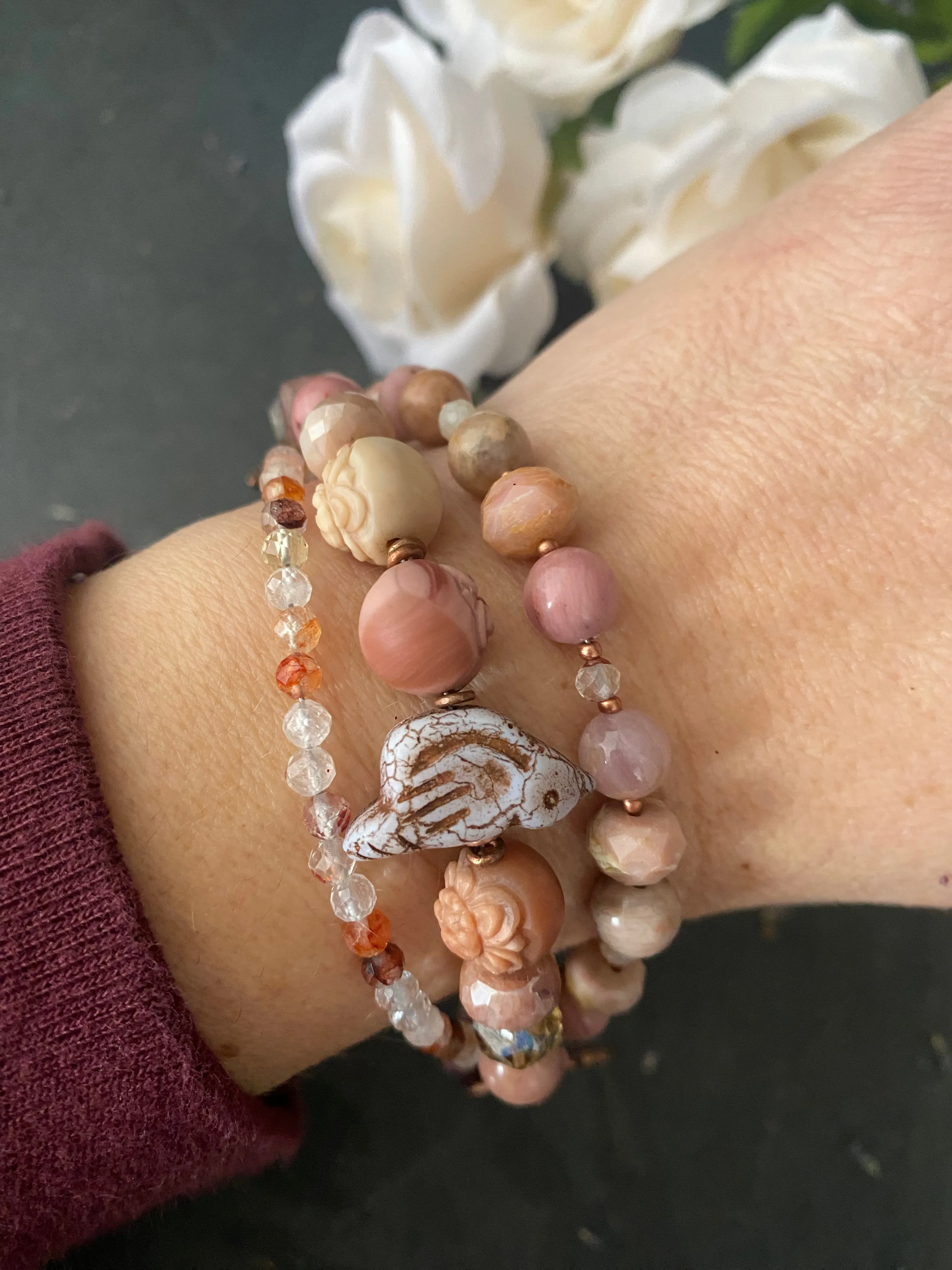 agate carved quartz, Czech glass bird, rhodochrosite stones, strawberry quartz and moonstone, Copper metal, bracelet, KIT