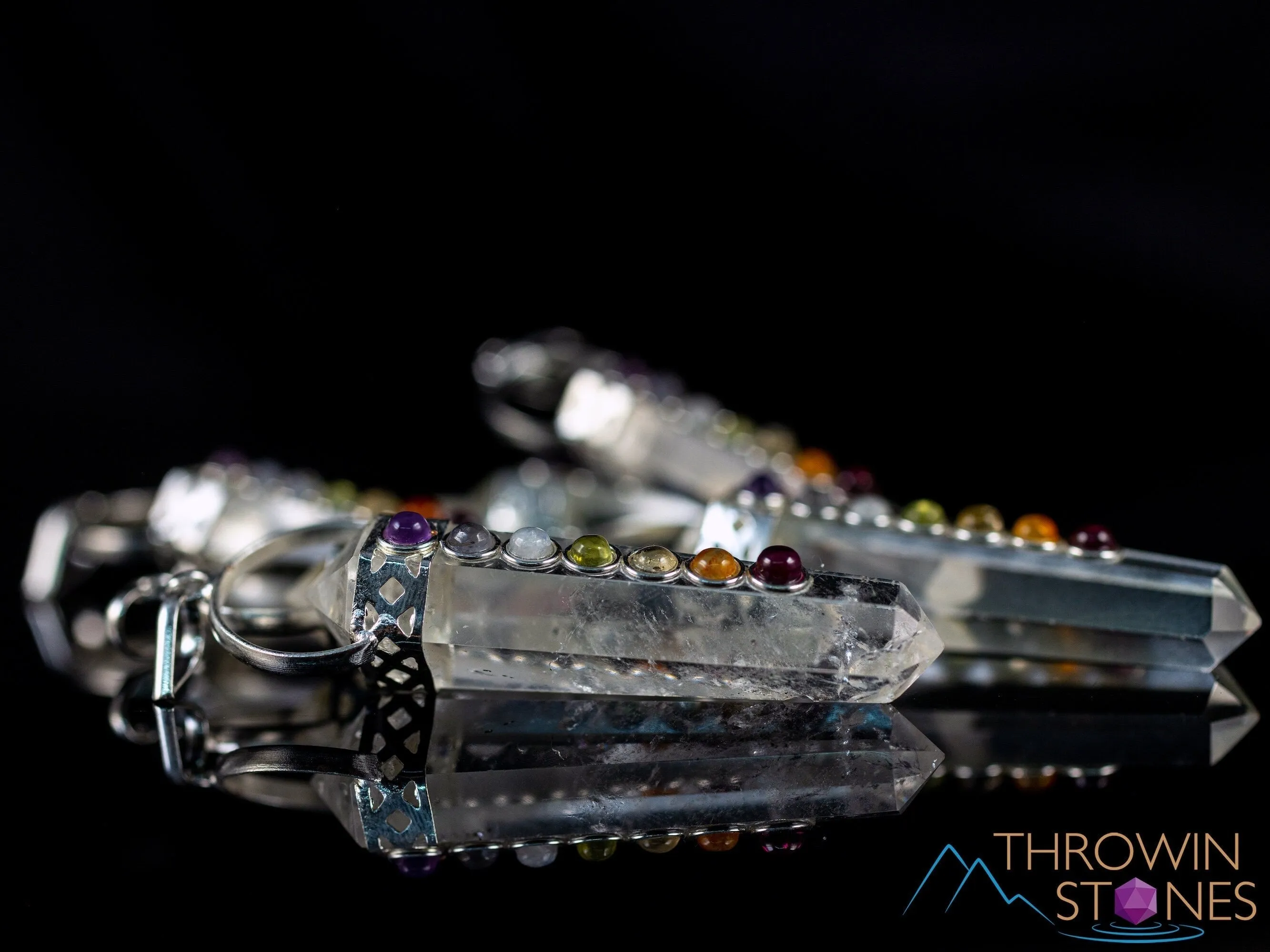 CHAKRA & CLEAR QUARTZ Crystal Pendant - Crystal Points, Handmade Jewelry, Healing Crystals and Stones, E2119
