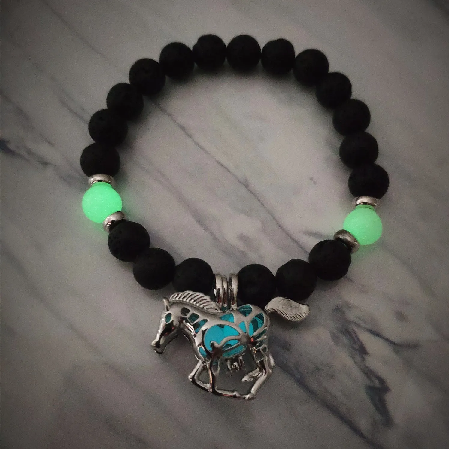 Factory Wholesale Natural Volcanic Rock Luminous Horse Bracelet Hot Sale In Europe And America Natural Stone Halloween Accessories Bracelet