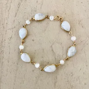 Moonstone Bracelet - Luna