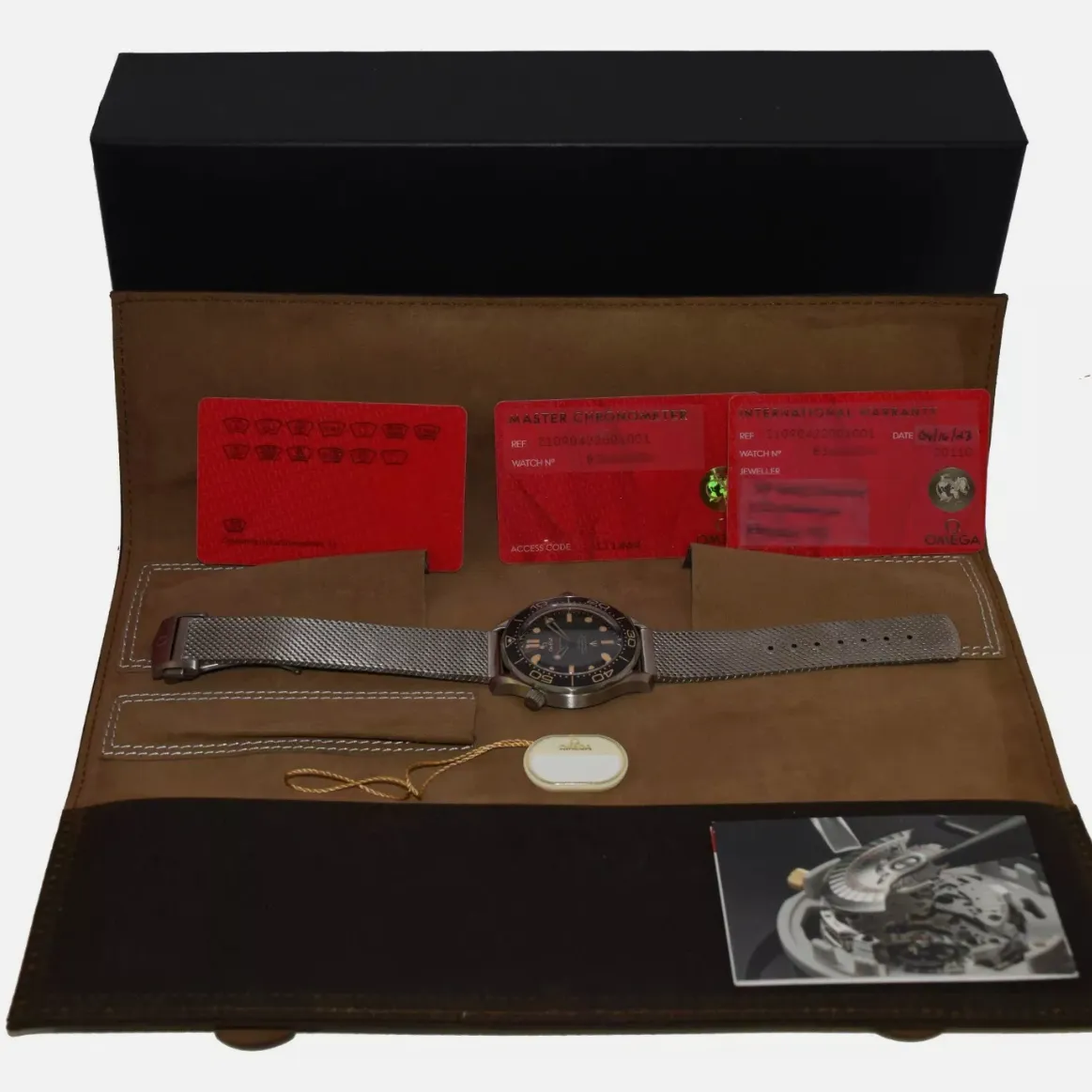 Omega Seamaster Diver 300M James Bond 007 Men's Watch 210.90.42.20.01.001 Brand-New 2024