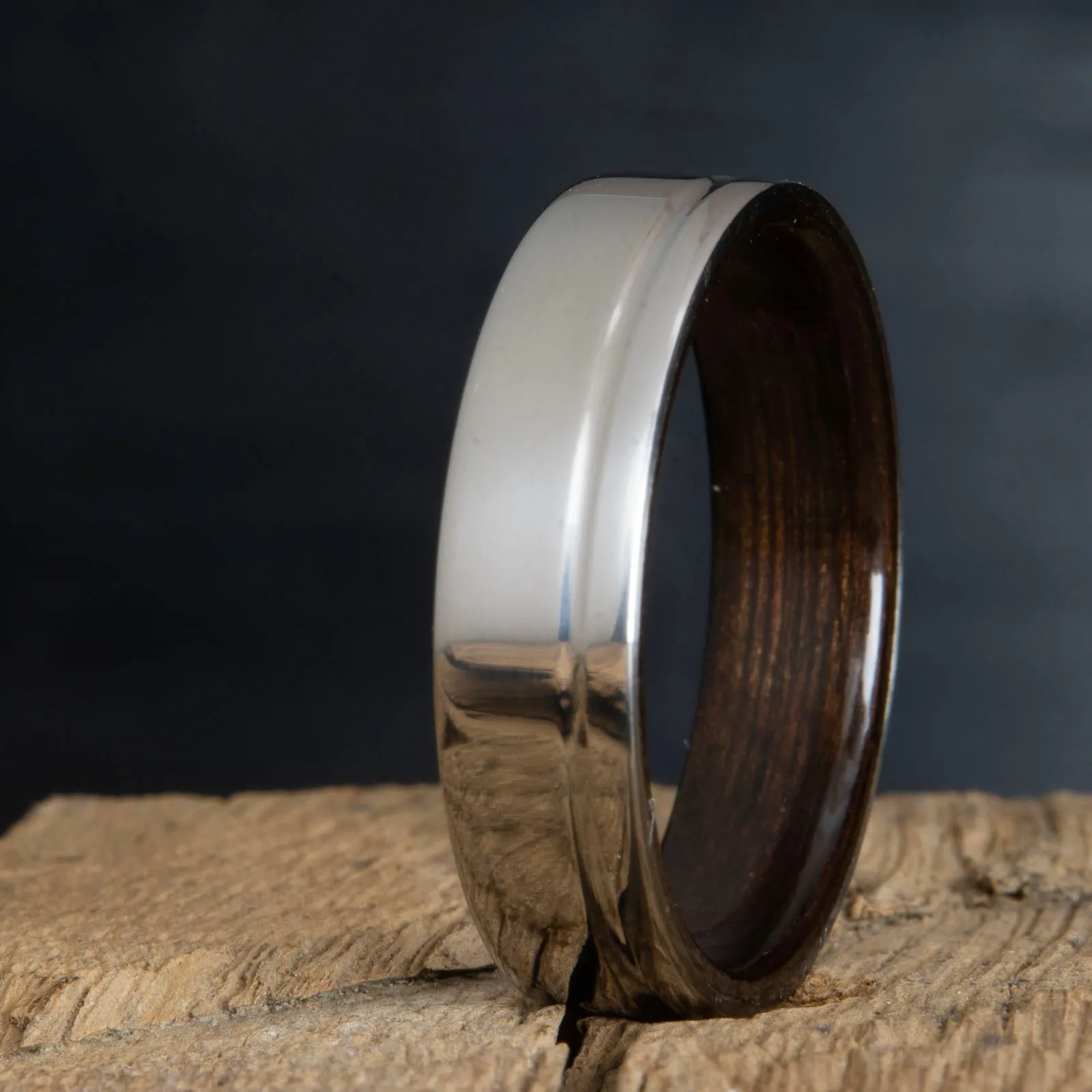 Polished single groove 6mm titanium wood ring with Ebony