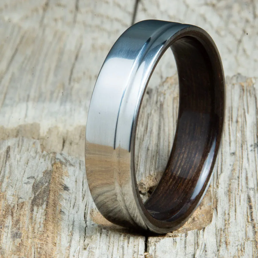 Polished single groove 6mm titanium wood ring with Ebony
