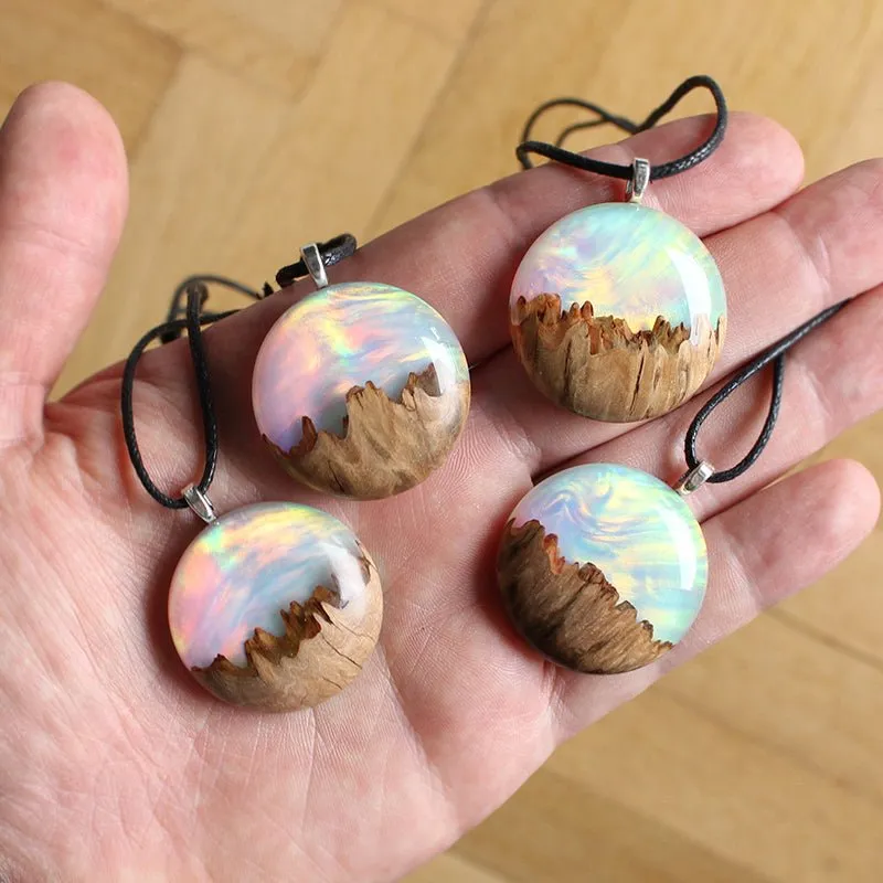 Rainbow Sky | opal pendant [round]