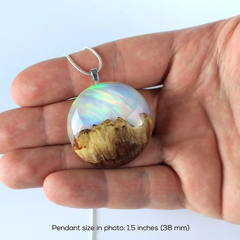Rainbow Sky | opal pendant [round]