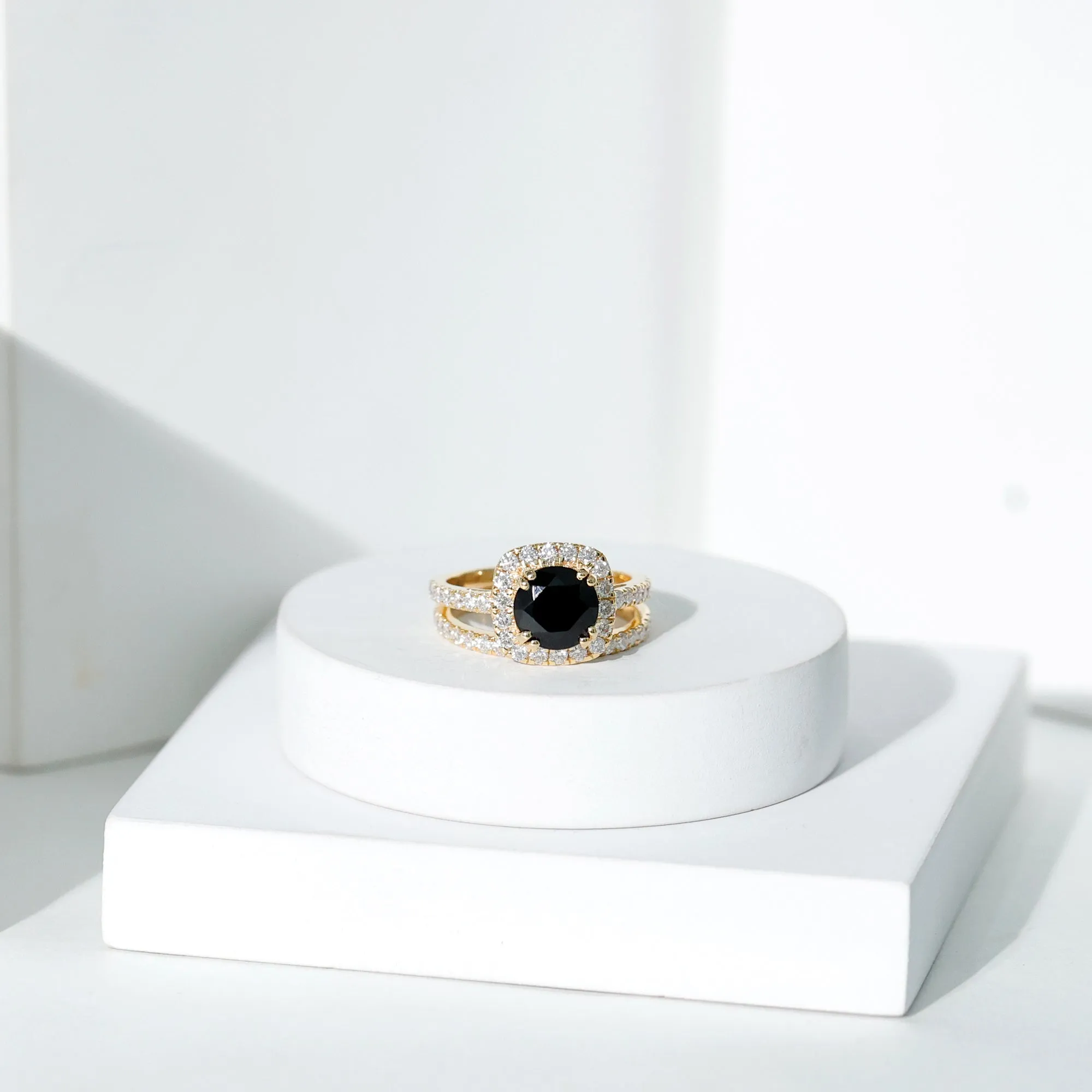 Round Black Onyx Classic Halo Ring Set with Moissanite