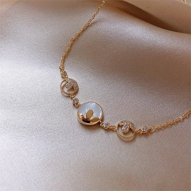 Waves blossoming bracelet