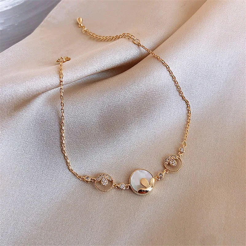 Waves blossoming bracelet