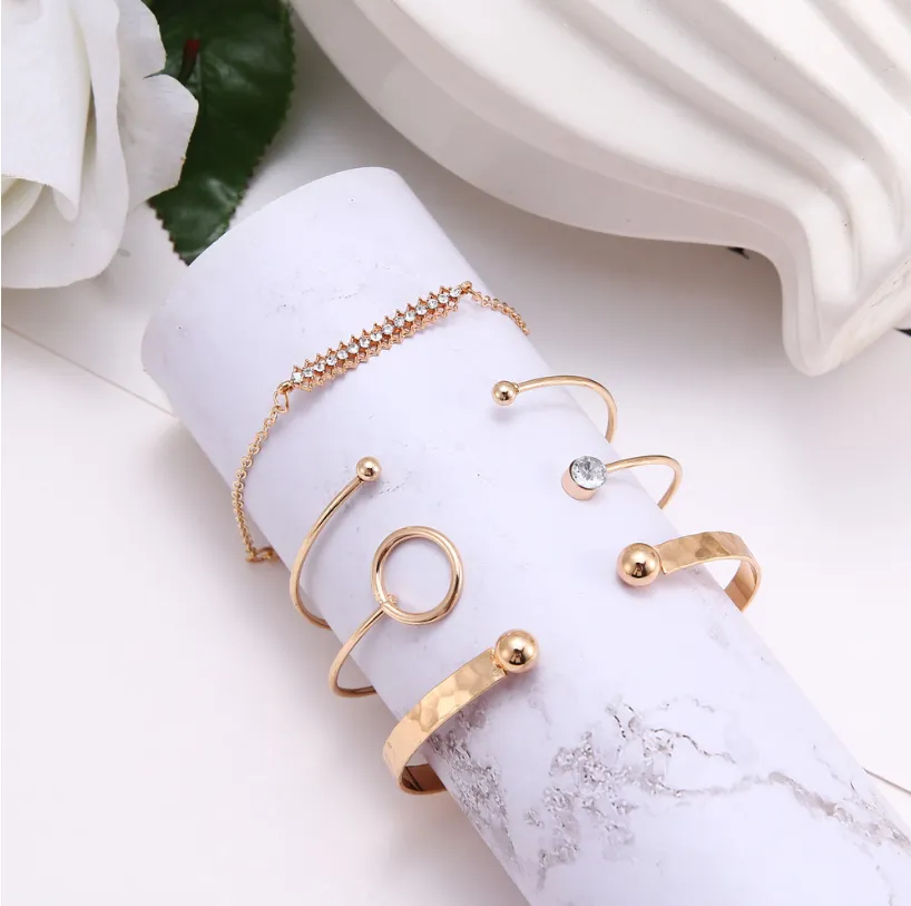 Wind New ol Round Irregular Bracelet Bracelet Alloy Combination
